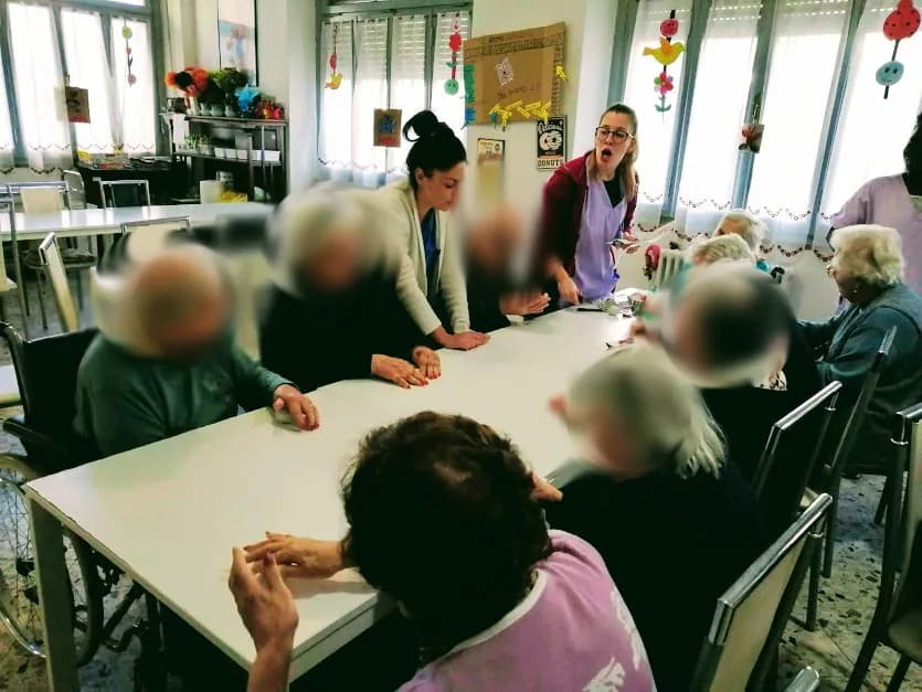 Albergo Per Anziani Uni One Non Chiamarci Casa Di Riposo - Arezzo