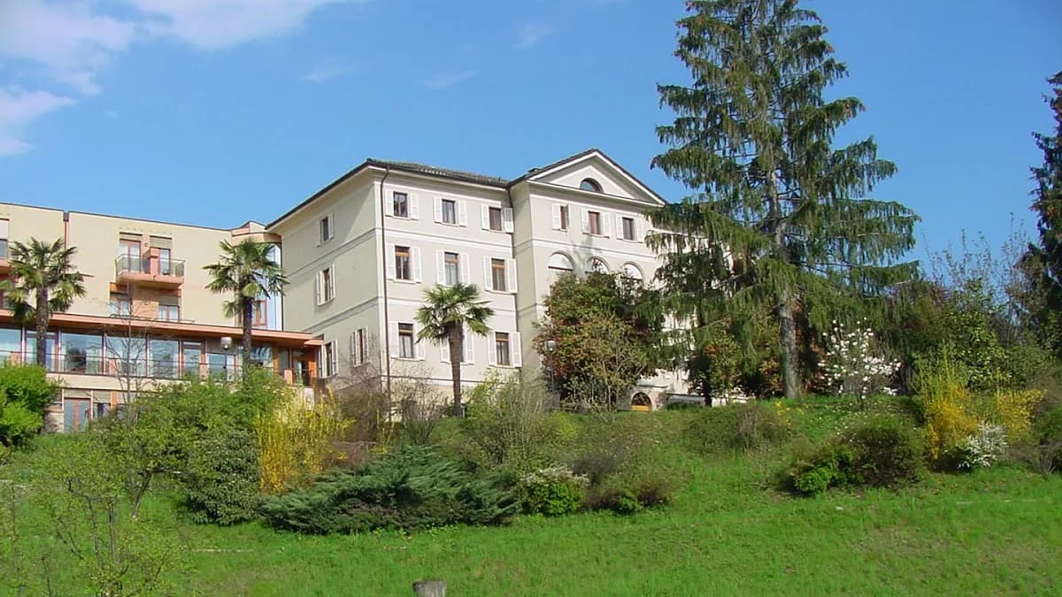 Casa Di Riposo Calicantus - Marchirolo
