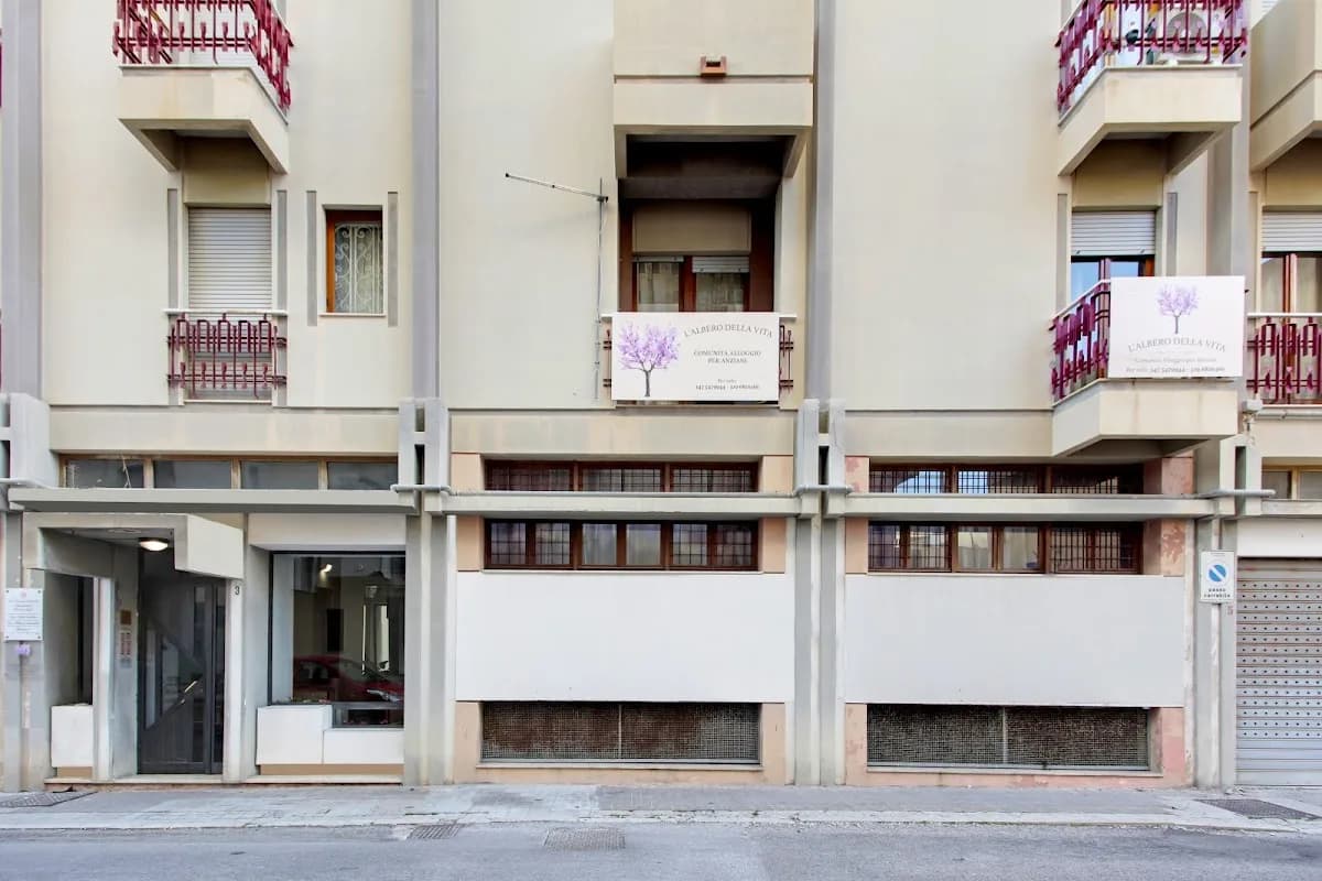 Casa Di Riposo Lalbero Della Vita Trapani - Trapani