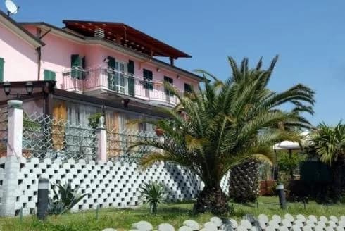 Casa Di Riposo Mater Christi - Terrarossa
