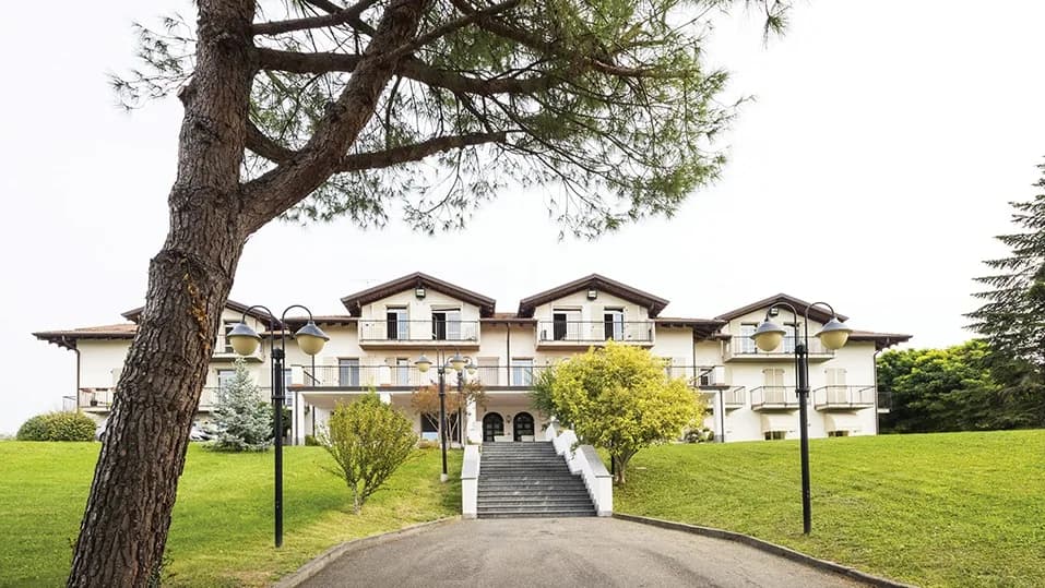 Casa Di Riposo Rsa Le Torri Residenza Per Anziani - Retorbido