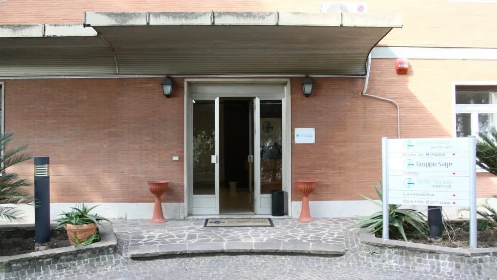 Casa Di Riposo Rsa Olimpia Residenza Per Anziani - Roma