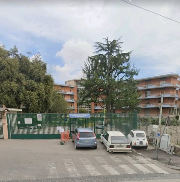 Casa Di Riposo San Giuseppe Istituto Povere Figlie Della Visitazione Di Maria - Napoli