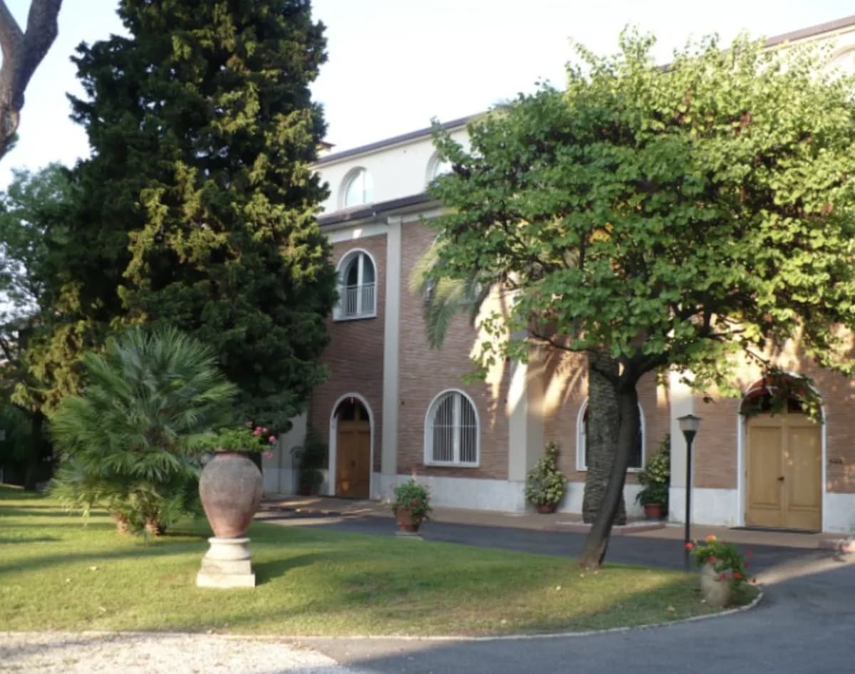 Casa Di Riposo Villa Attilia - Roma