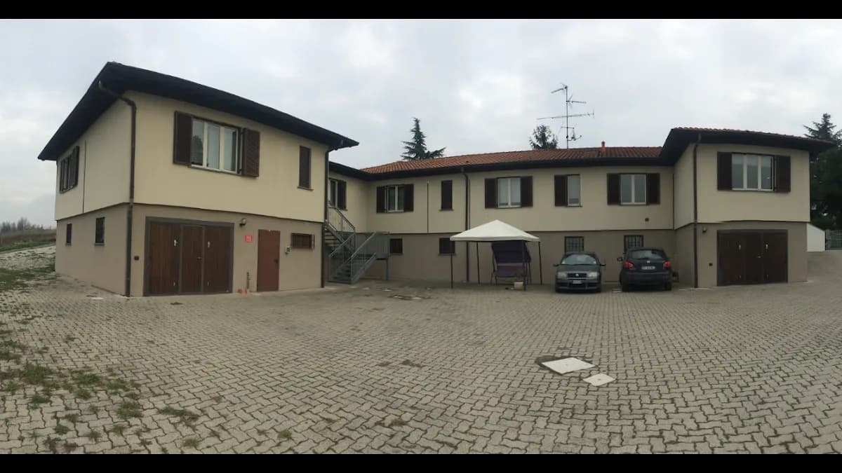 Casa Famiglia Villa Francesca - Casteggio