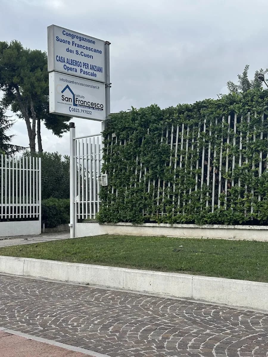 Istituto San Francesco - Curti