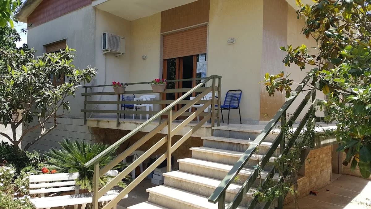 L’araba Fenice Comunità Per Anziani - Valderice