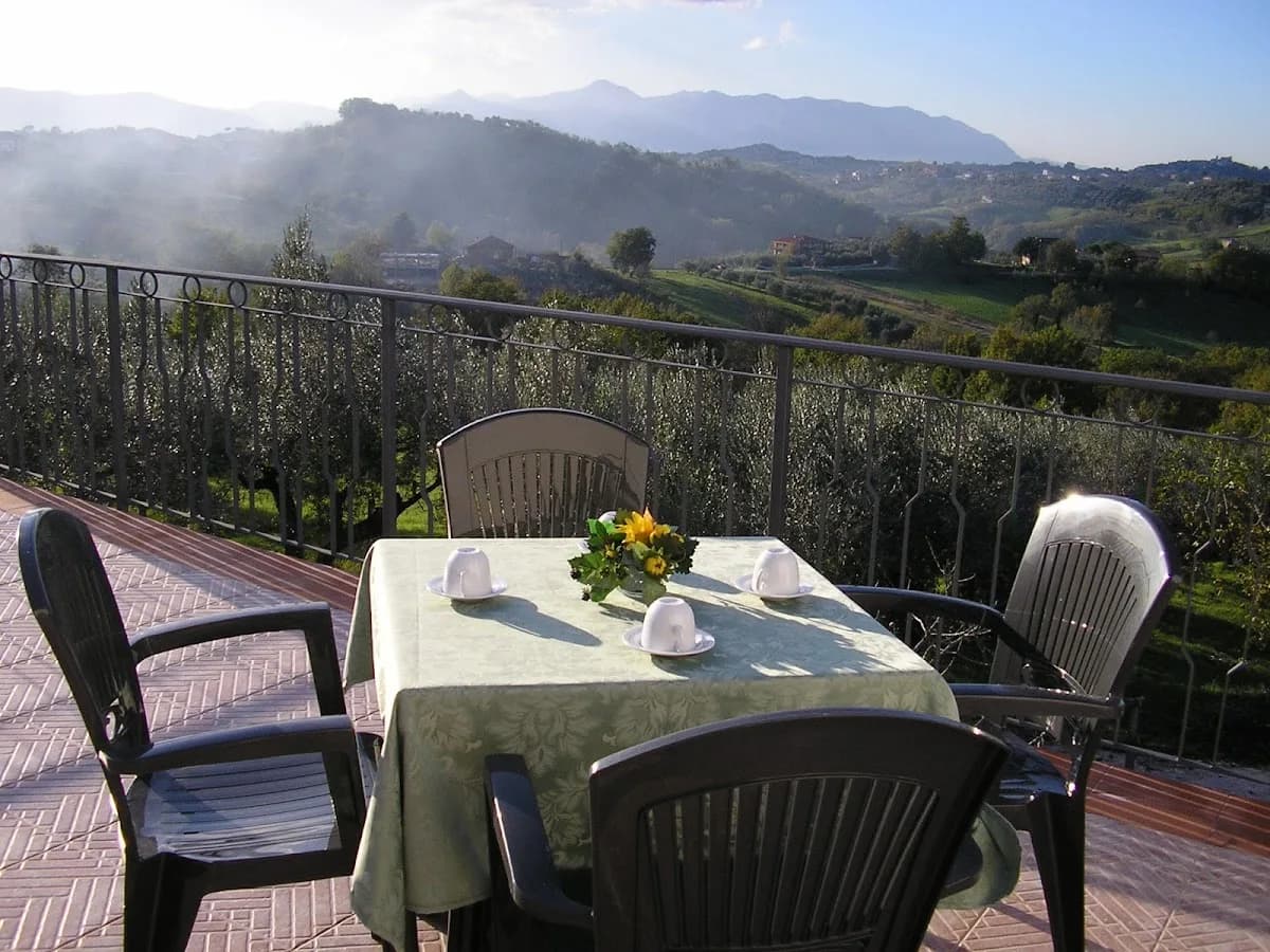 Residence San Francesco Di C.3l Srl - Camiciola-Cerqueta