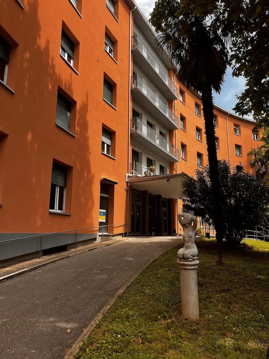 Rest Home Institute Of St. Anne And S. Caterina - Bologna