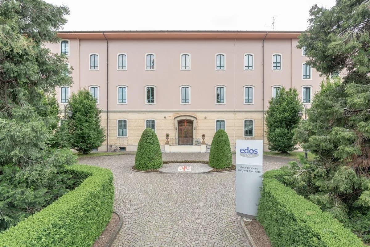 Rest Houses Rest House Edos Srl Cpa San Giacomo - Gorla Minore