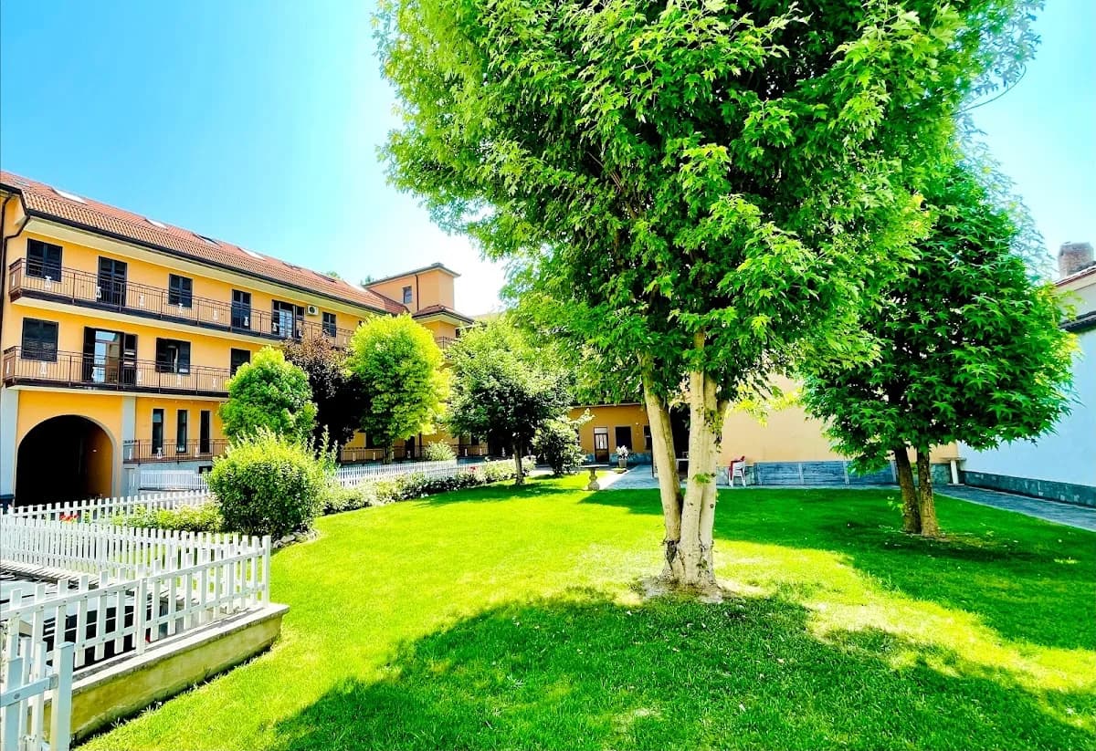 Rsa Casa Di Riposo Il Glicine - Sale