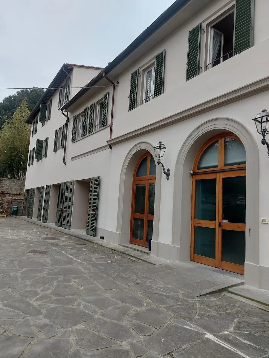 Santa Teresa Del Bambin Gesù Casa Di Riposo - Firenze